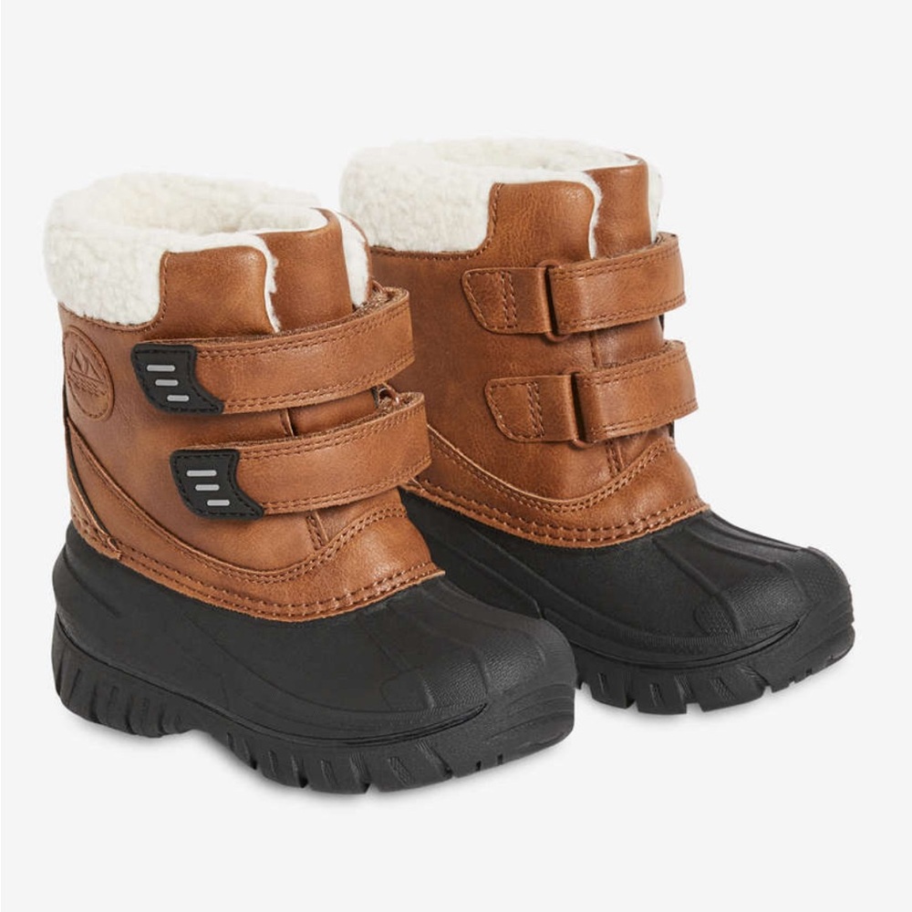 like new toddler boots size 6!